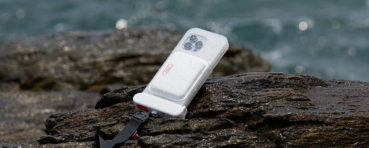 Best Waterproof Phone Pouches in 2025: IPX8 Rated Built for Adventure | ESR