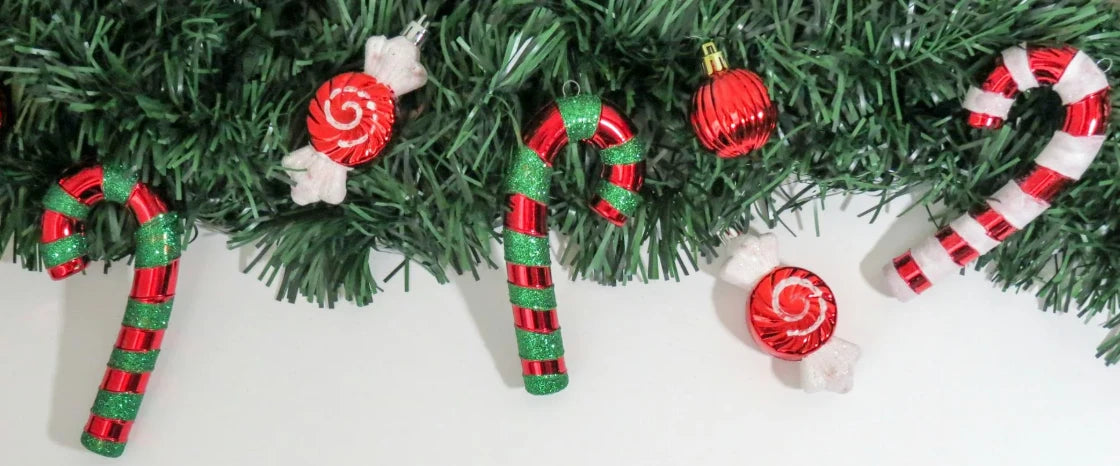 Die ultimative Weihnachtsgeschenkliste: Die besten Hüllen, Ladegeräte und Gadgets für iPhone- und Samsung-Fans